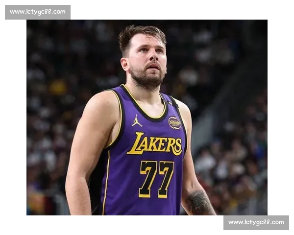 1.65 亿续约!东契奇成湖人新王,双核驱动剑指总冠军 1.65 亿续约!东契奇成湖人新王,双核驱动剑指总冠军